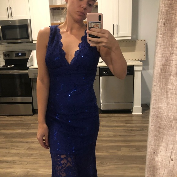 Winter Black-Tie Blue Sequin Evening Gown - Picture 5 of 7